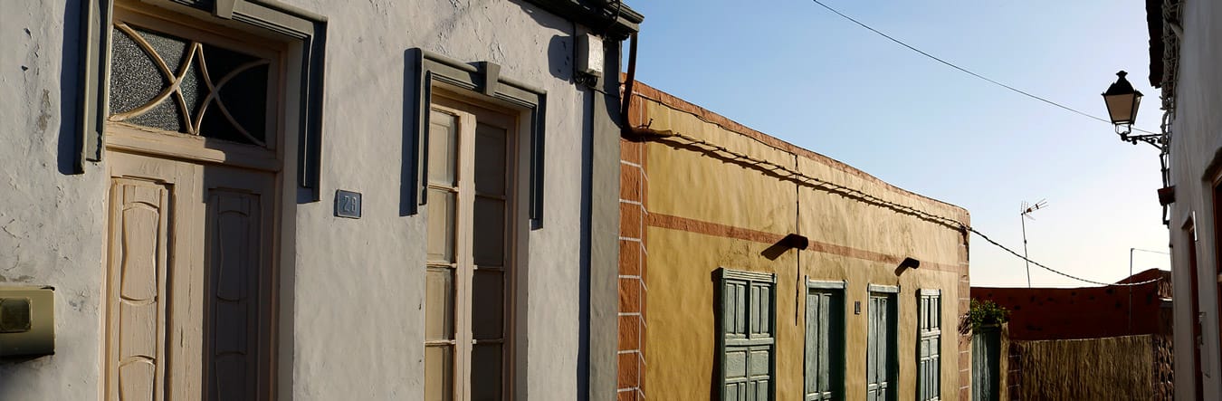 Foto-casco-Guía-de-Isora