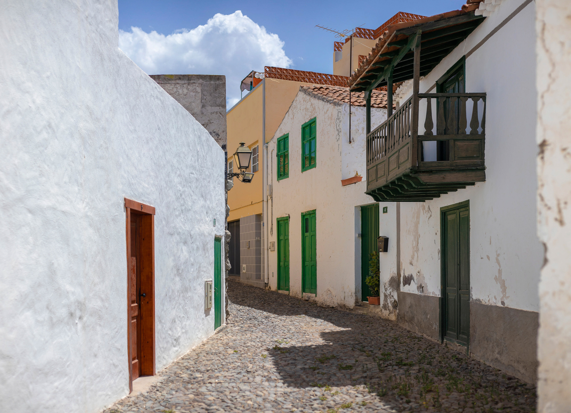 FOTO CASCO HISTÓRICO GUÍA-5