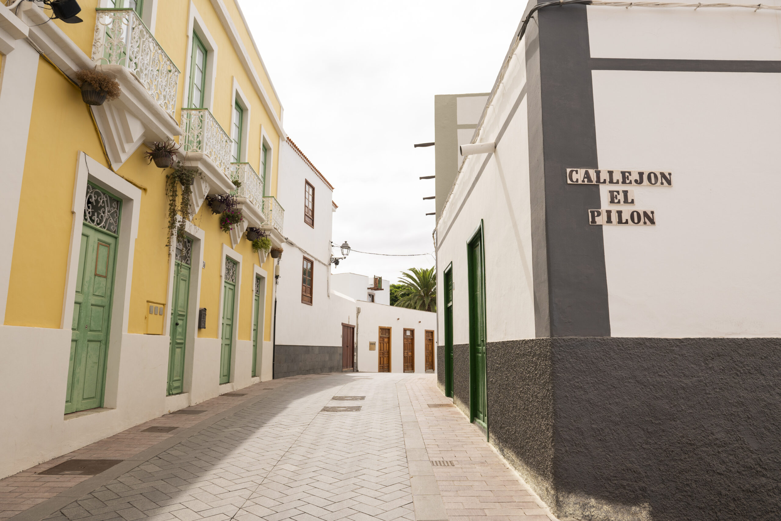 FOTO CASCO HISTÓRICO GUÍA-7